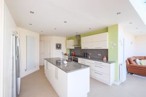 Photo 19- click for photo gallery